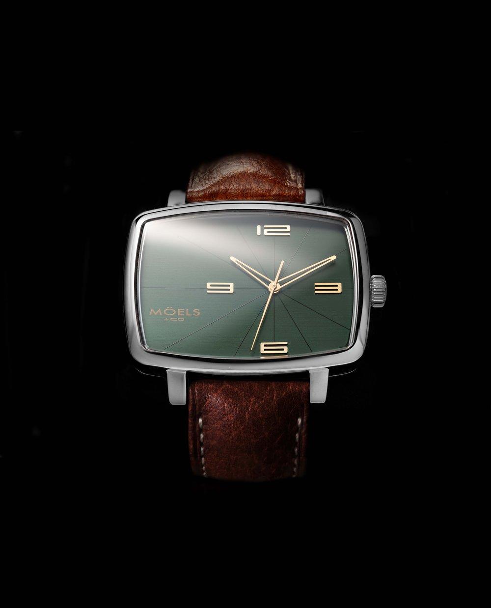 Möels & Co. 528 NE - MR WATCHIEF - Möels & Co.