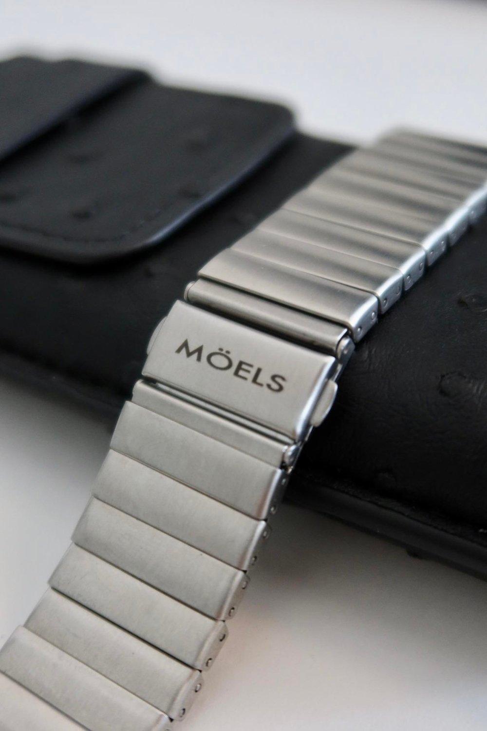 Moëls & Co. 528 Champgne bracelet high-quality watch